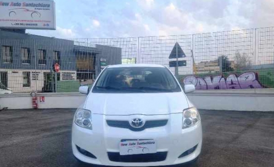 Toyota Auris 1.6 122 CV dual Sol GPL